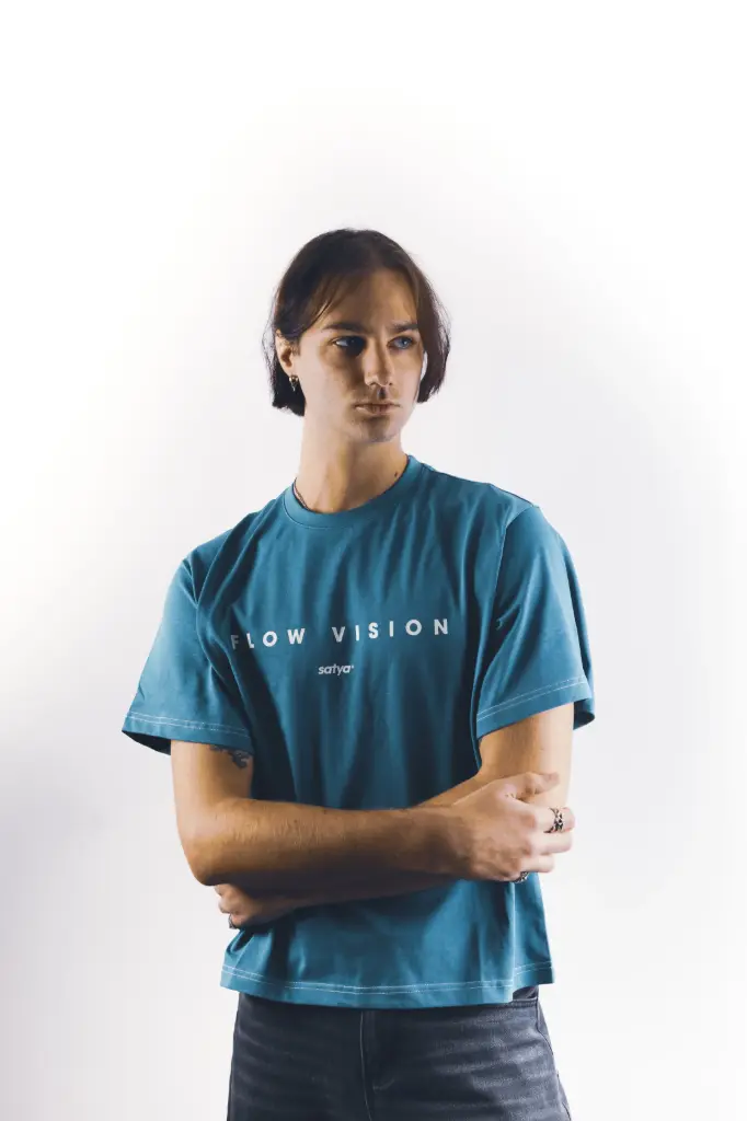[FVOTXS] Flow Vision X Satya (Official Tee-Shirt) (Extra Small)